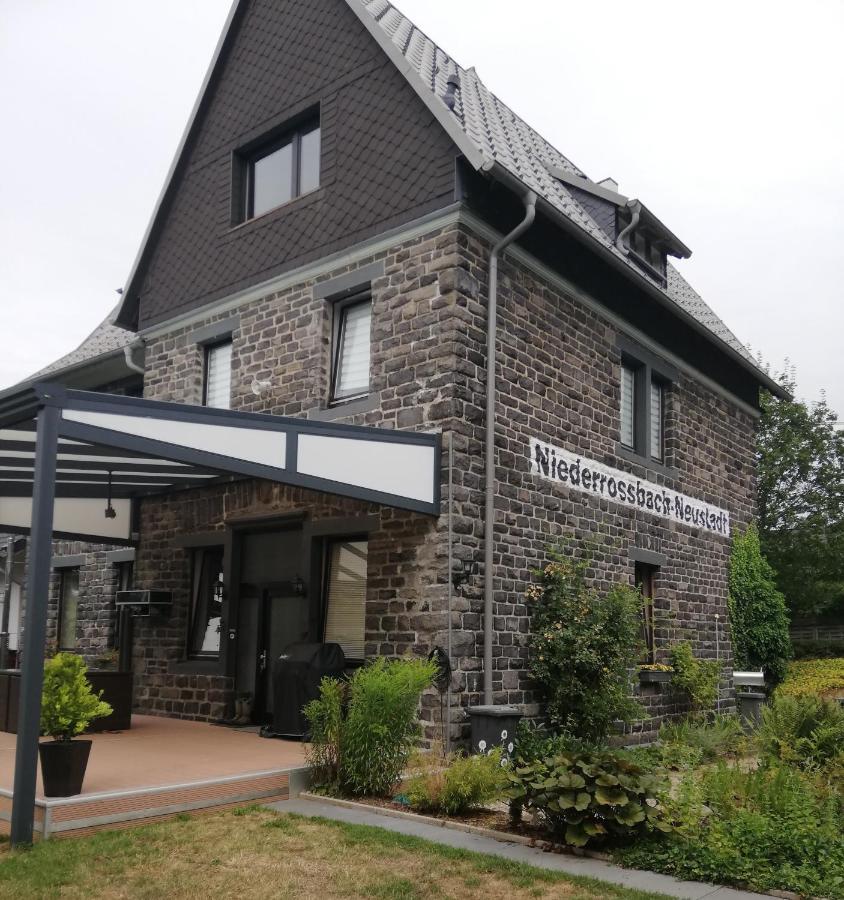 Fewo Im Alten Bahnhof Niederrossbach Екстериор снимка